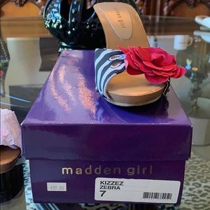 Madden Girl flirty heels NIB size 7